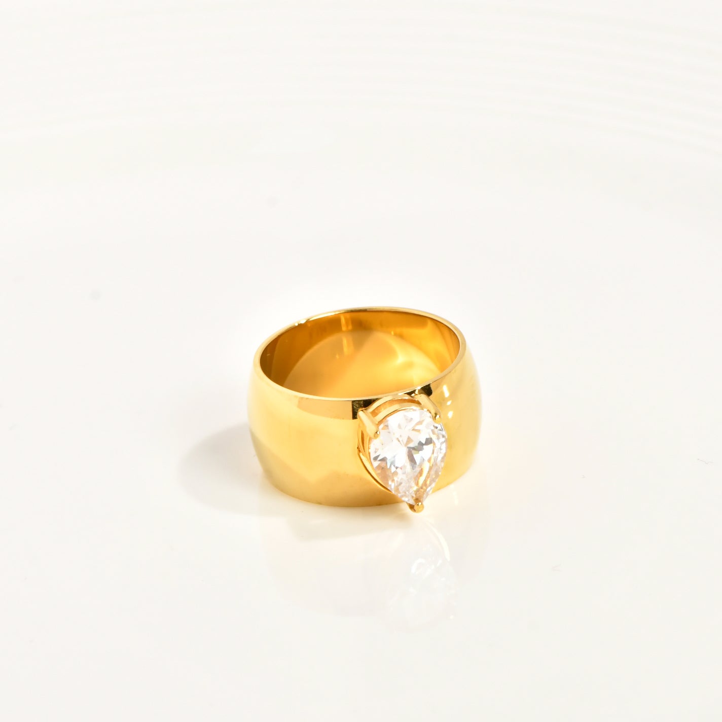 Claire Vintage Diamond Ring